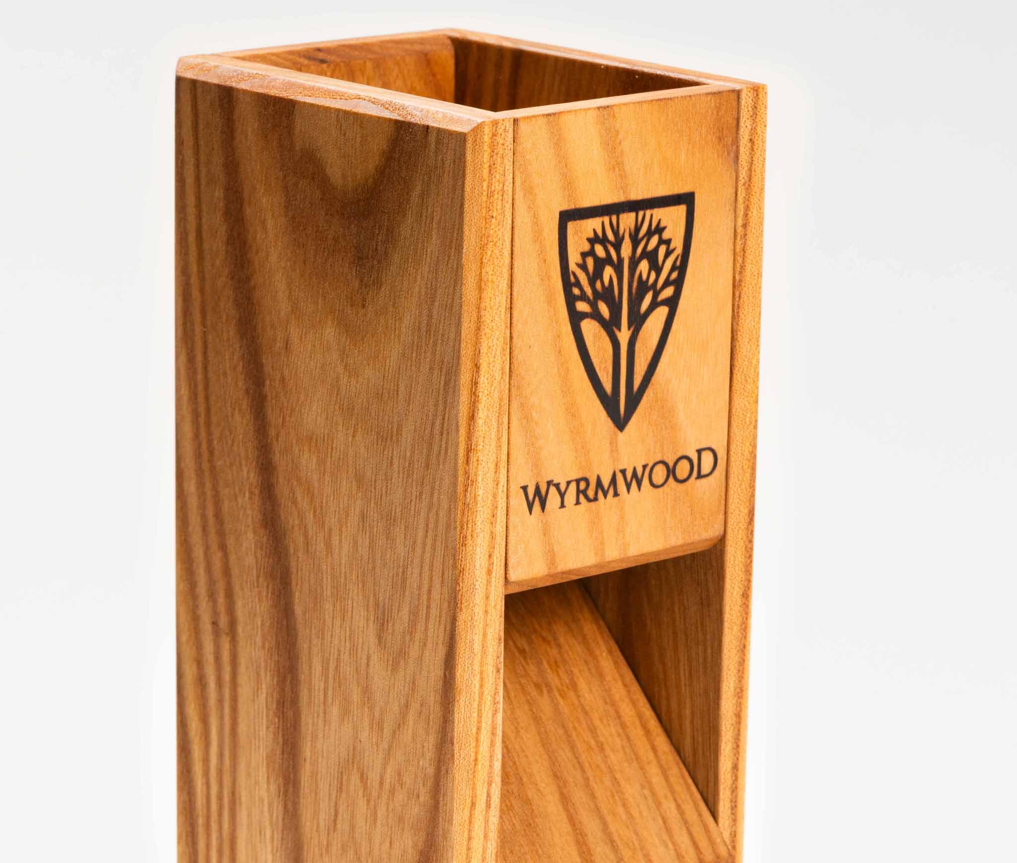 magnetic-dice-tower-eastern-elm-macro-01