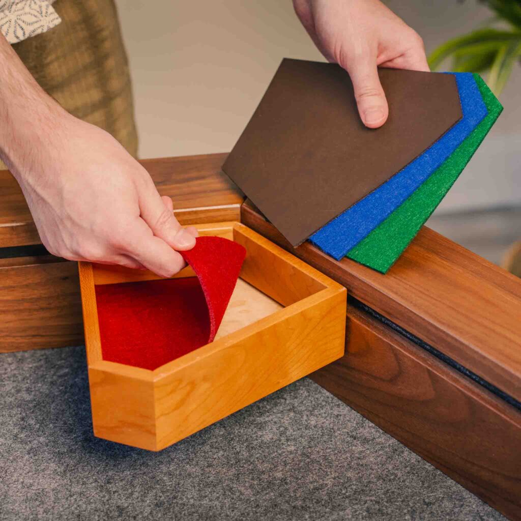 Hex Corner Dice Tray - Rolling Surface by Wyrmwood