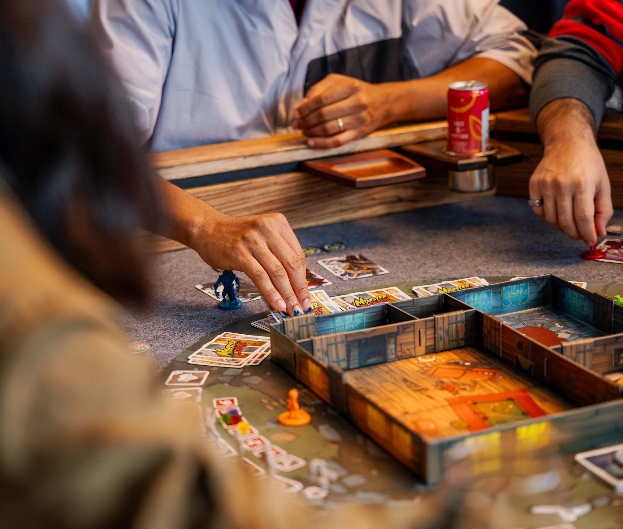 modular-game-table-hex-vault-gallery-03