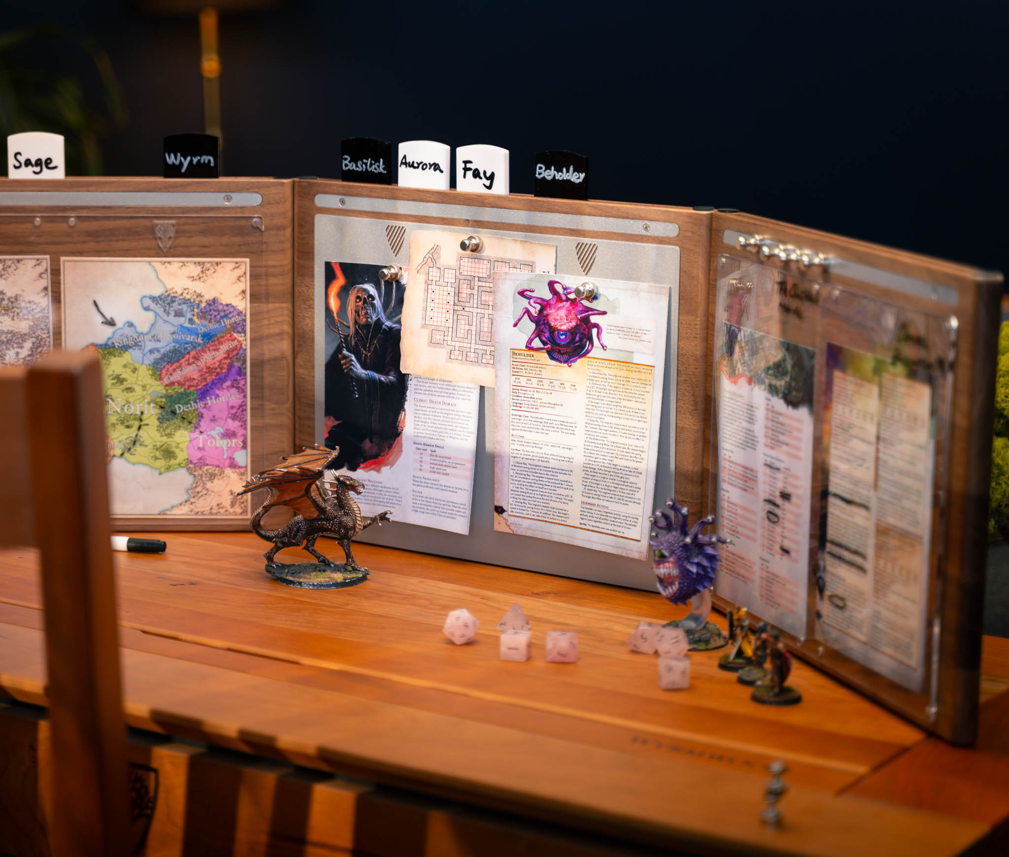 dm-screen-walnut-gallery-01