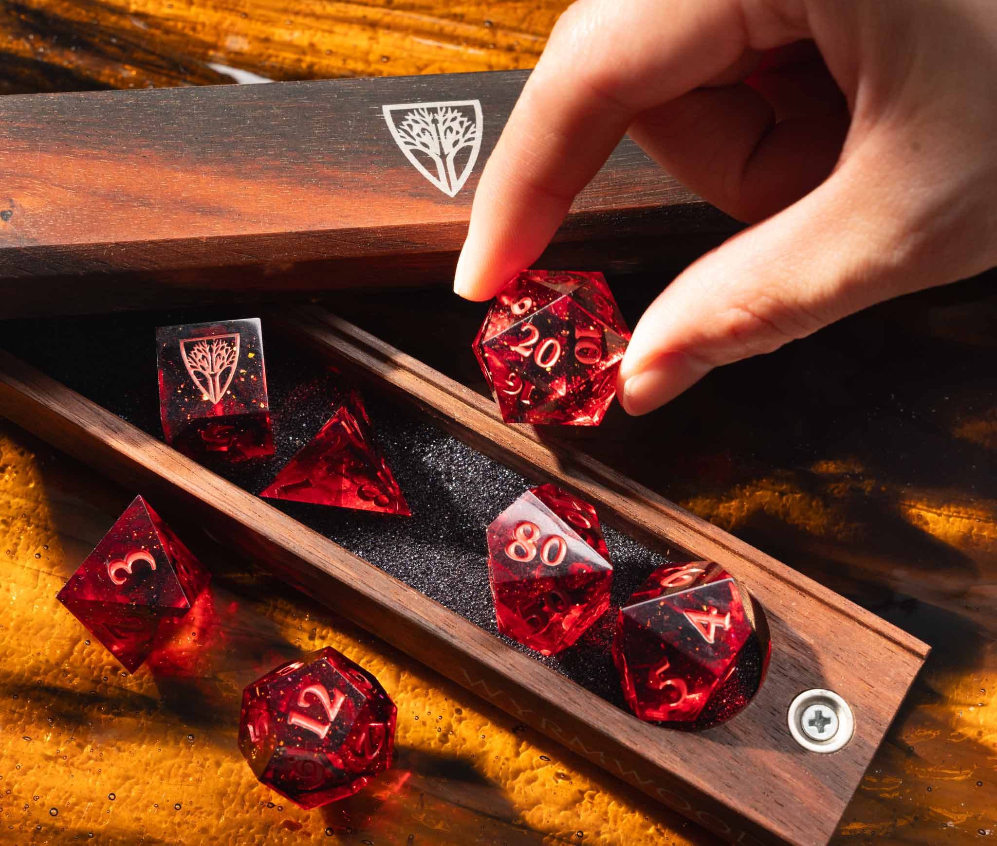 resin-dice-heartspark-set-7-ebony-dice-vault-action