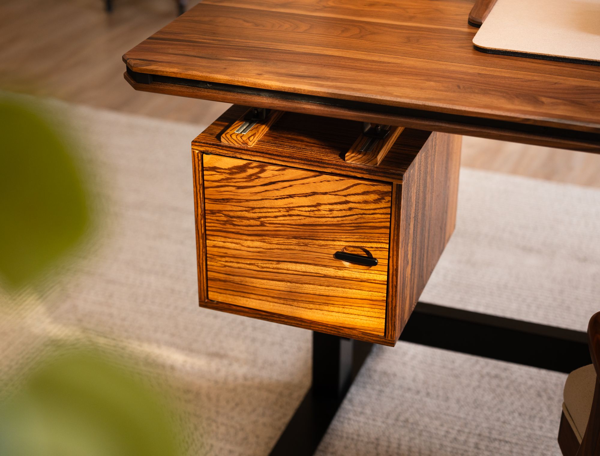 wyrmwood-desk-padauk-DIC01491 Wyrmwood Modular Desk - Padauk