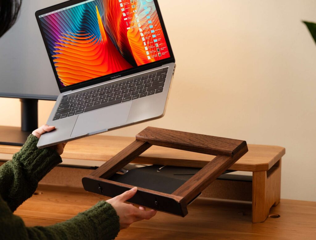Laptop Holder by Wyrmwood